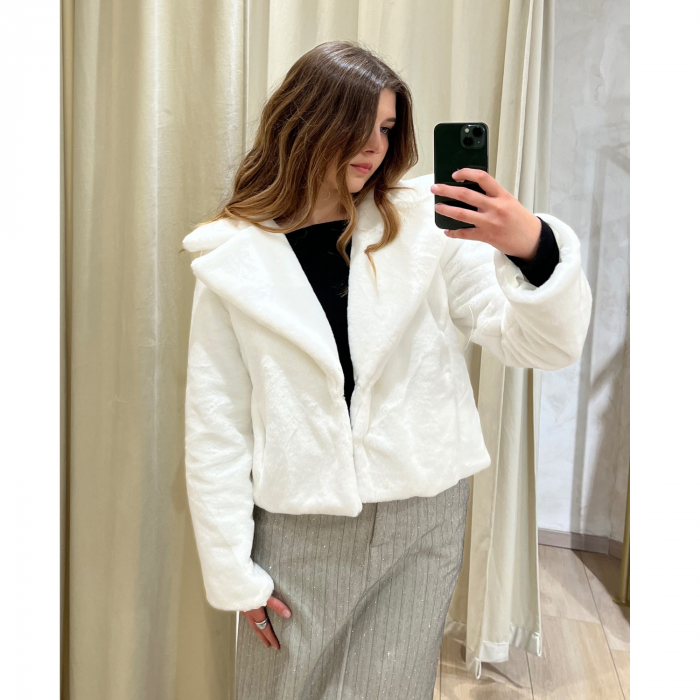 LALLOOSE WHITE FAUX FUR